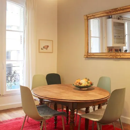 Charming 49 M Love Cocoon In 12th Lejlighed Paris